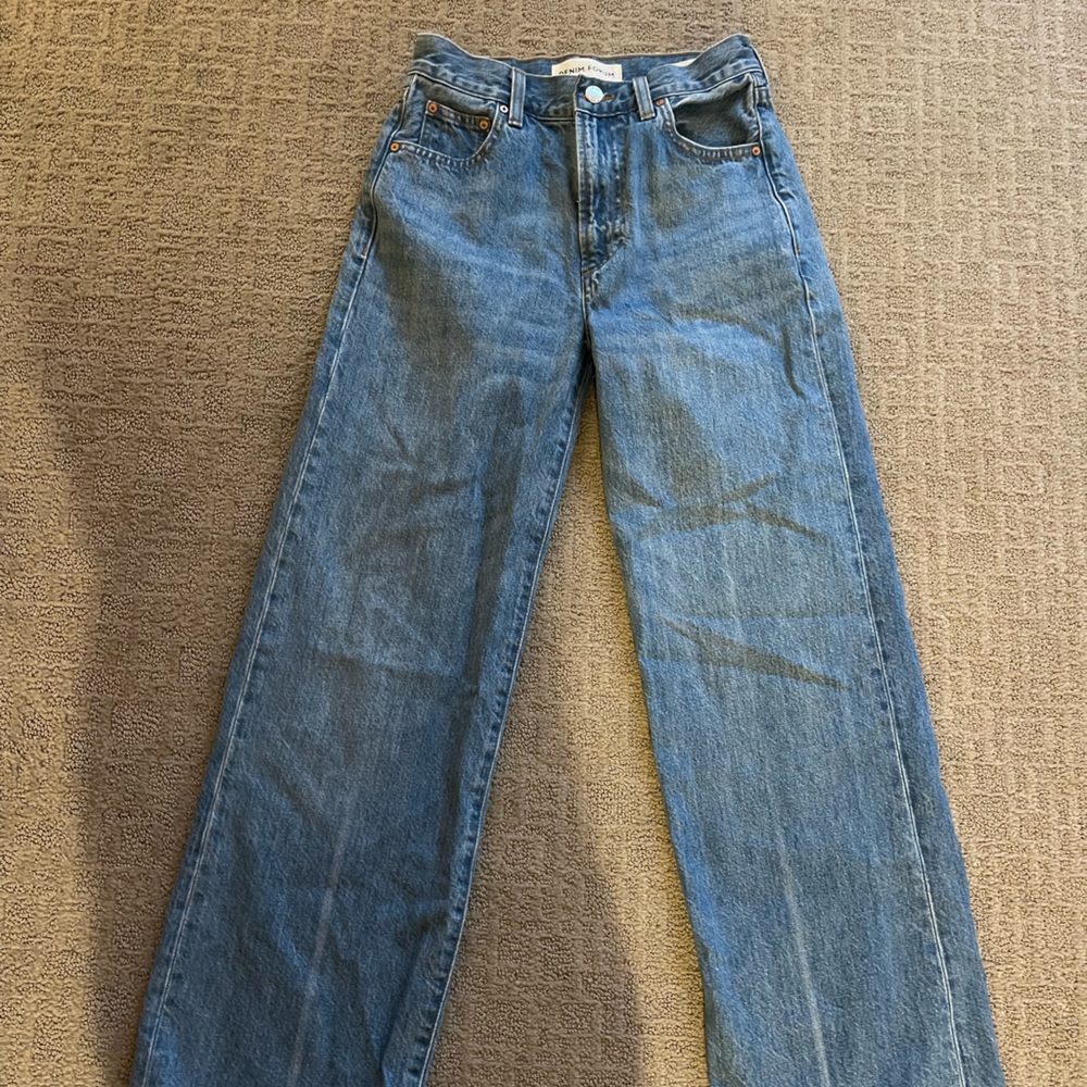 Denim Forum Blue Relaxed Jeans with Faded Wash